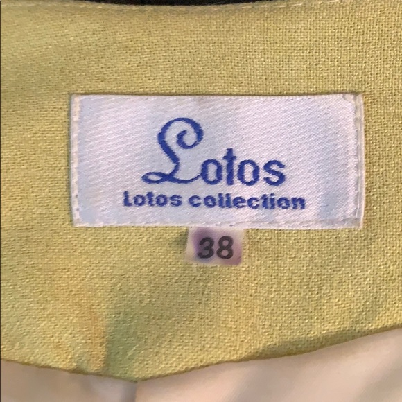 Vintage Jacket with Clean Simple Lines - Picture 2 of 5